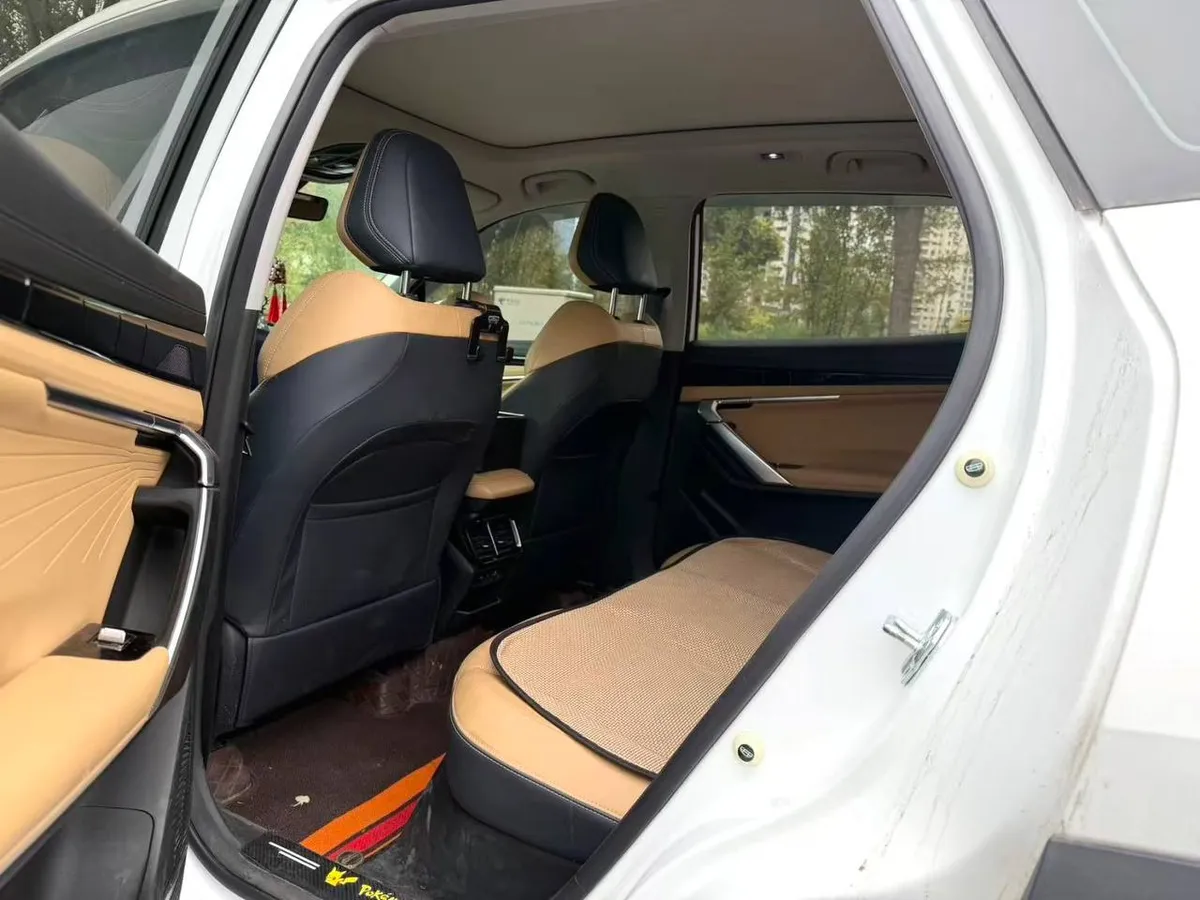 GEELY BOYUE L 2023