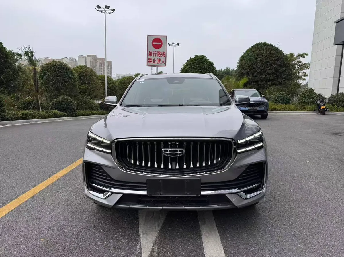 GEELY MONJARO 2022