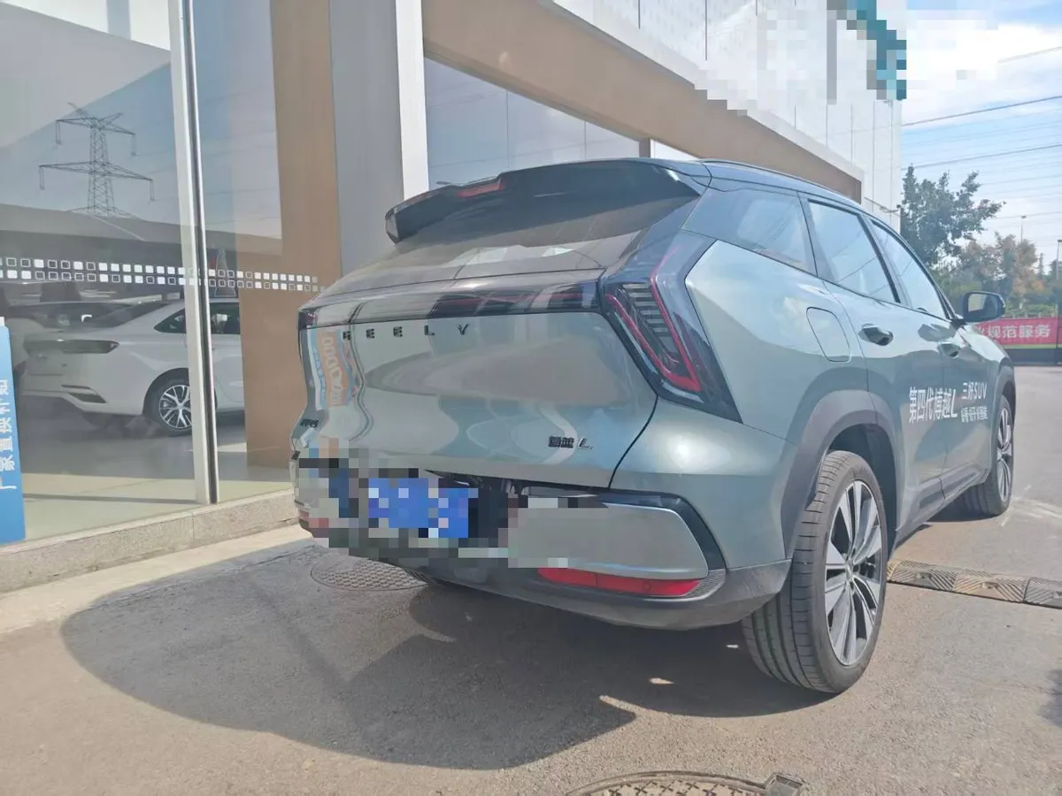 GEELY BOYUE L 2025