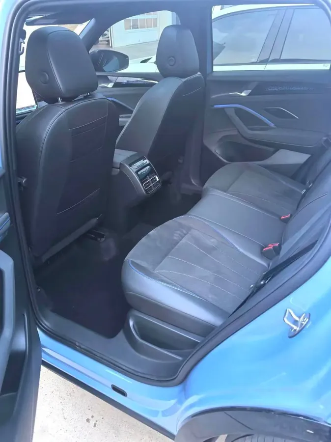 VOLKSWAGEN TIGUAN L PRO 2025