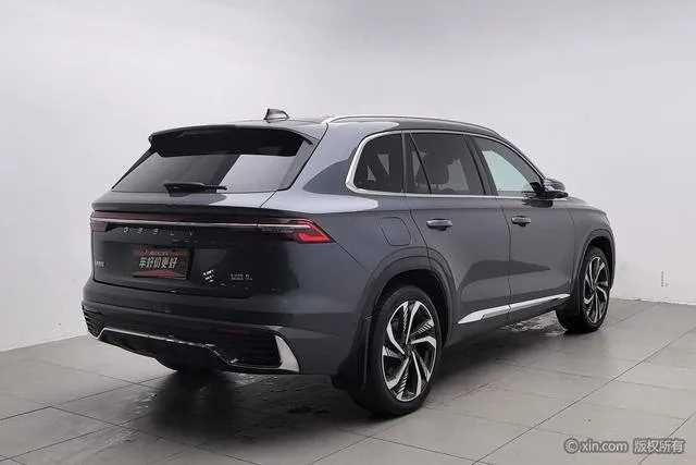 GEELY MONJARO 2022