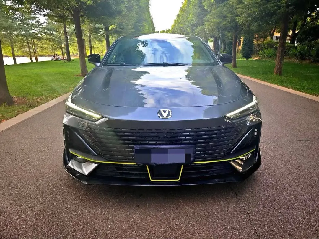 CHANGAN UNI-V 2023