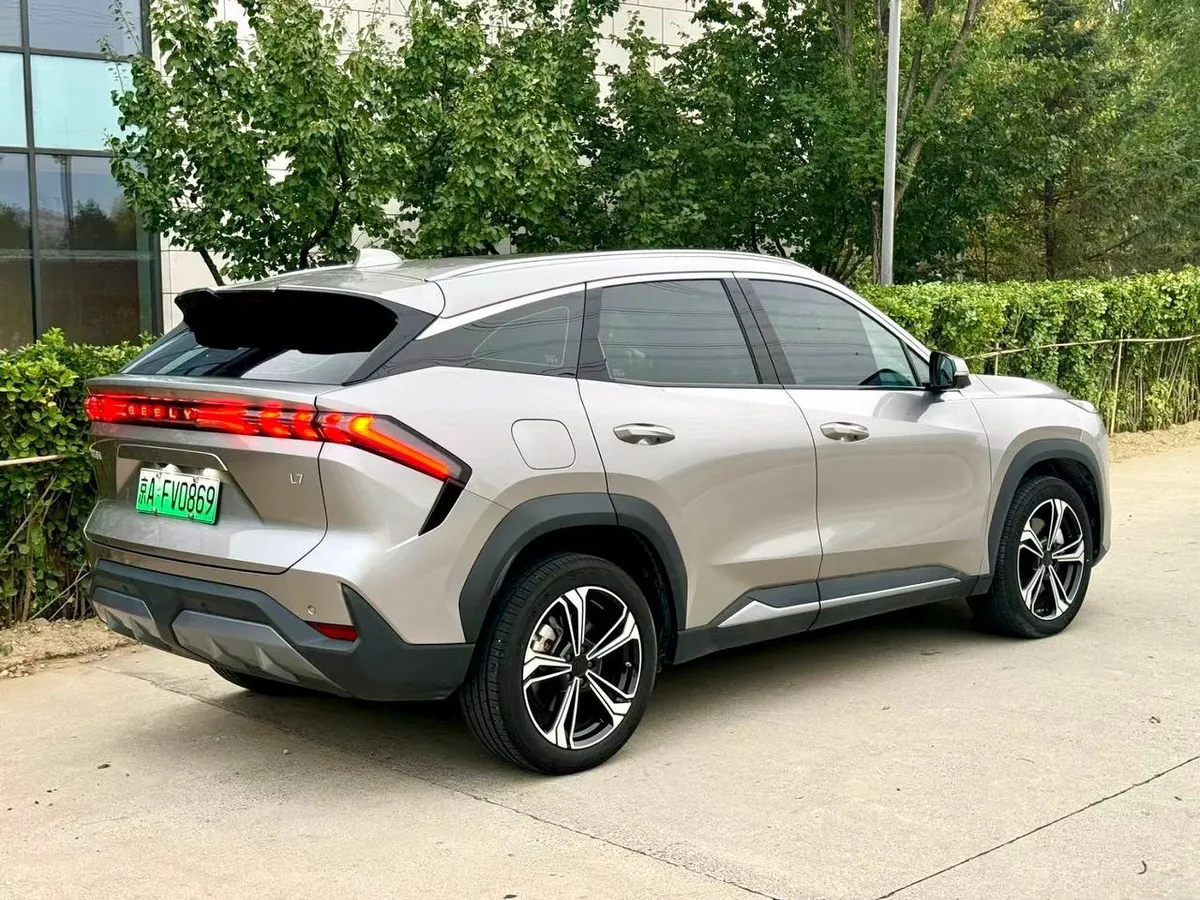 GEELY GALAXY L7 EM-I 2024