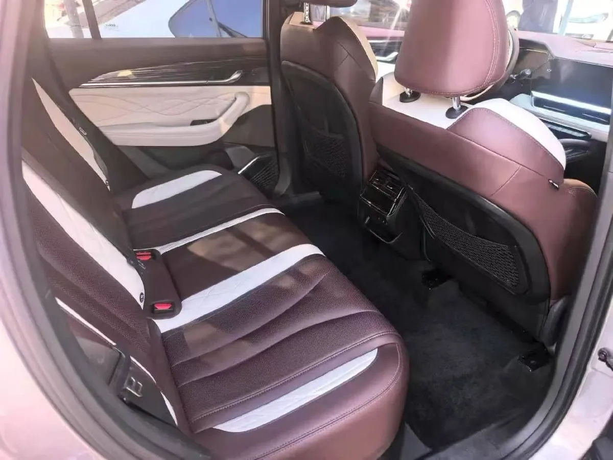 GEELY XINGYUE L 2022