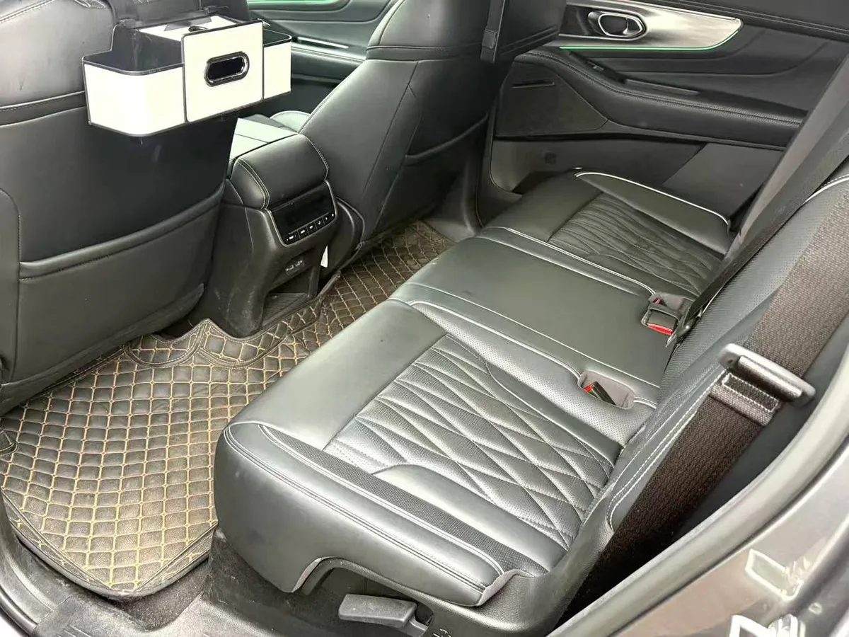 GAC GS8 TRUMPCHI 2023