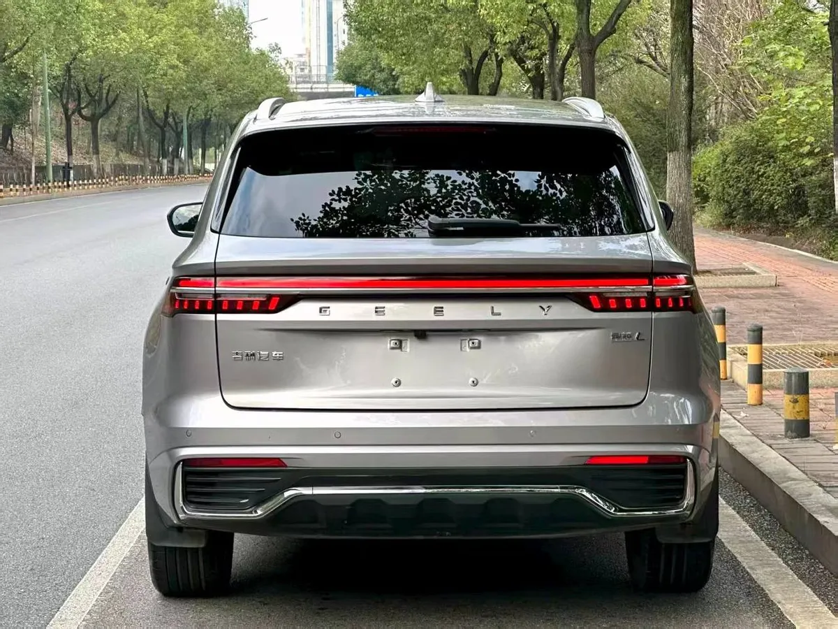 GEELY XINGYUE L 2022