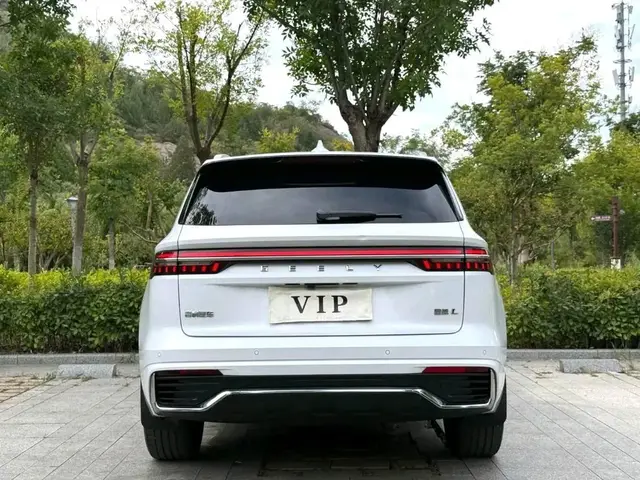 GEELY MONJARO 2023