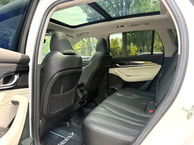 GEELY MONJARO 2023