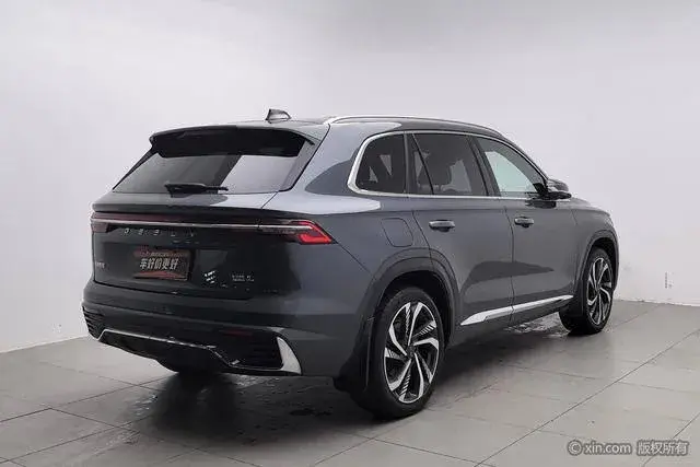 GEELY MONJARO 2022
