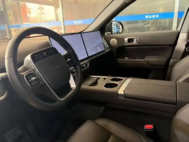 LI AUTO L7 PRO 2024