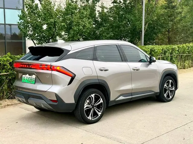 GEELY GALAXY L7 EM-I 2024