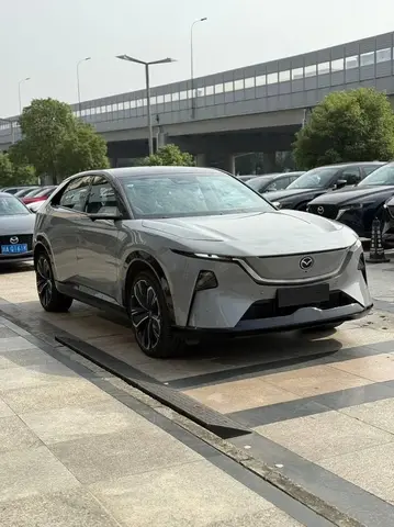 MAZDA EZ-60 200 MAX 2025