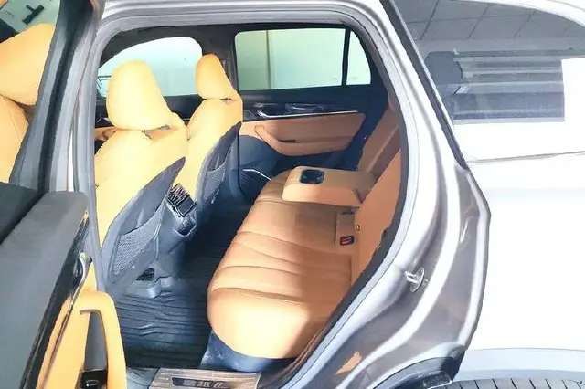 GEELY XINGYUE L 2024