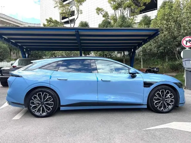 ZEEKR 007GT 4WD 2025