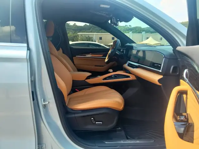 GEELY XINGYUE L 2022
