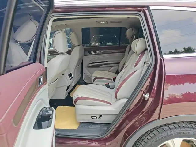 FORD EQUATOR 2022