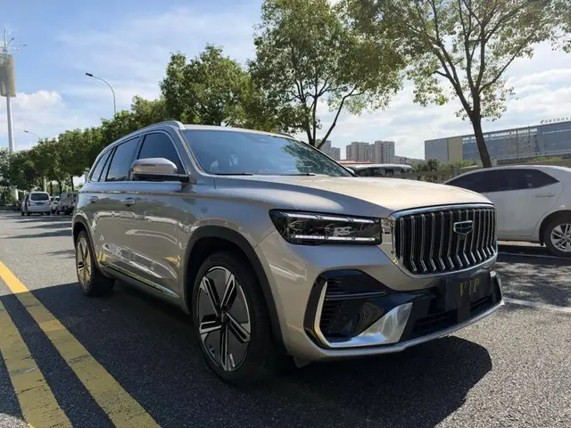 GEELY XINGYUE L 2026
