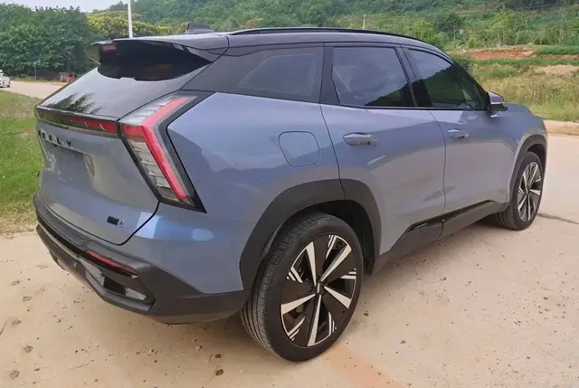 GEELY BOYUE L 2022