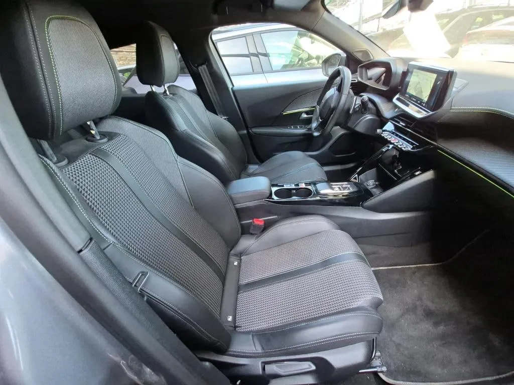 PEUGEOT 2008 GT 2022