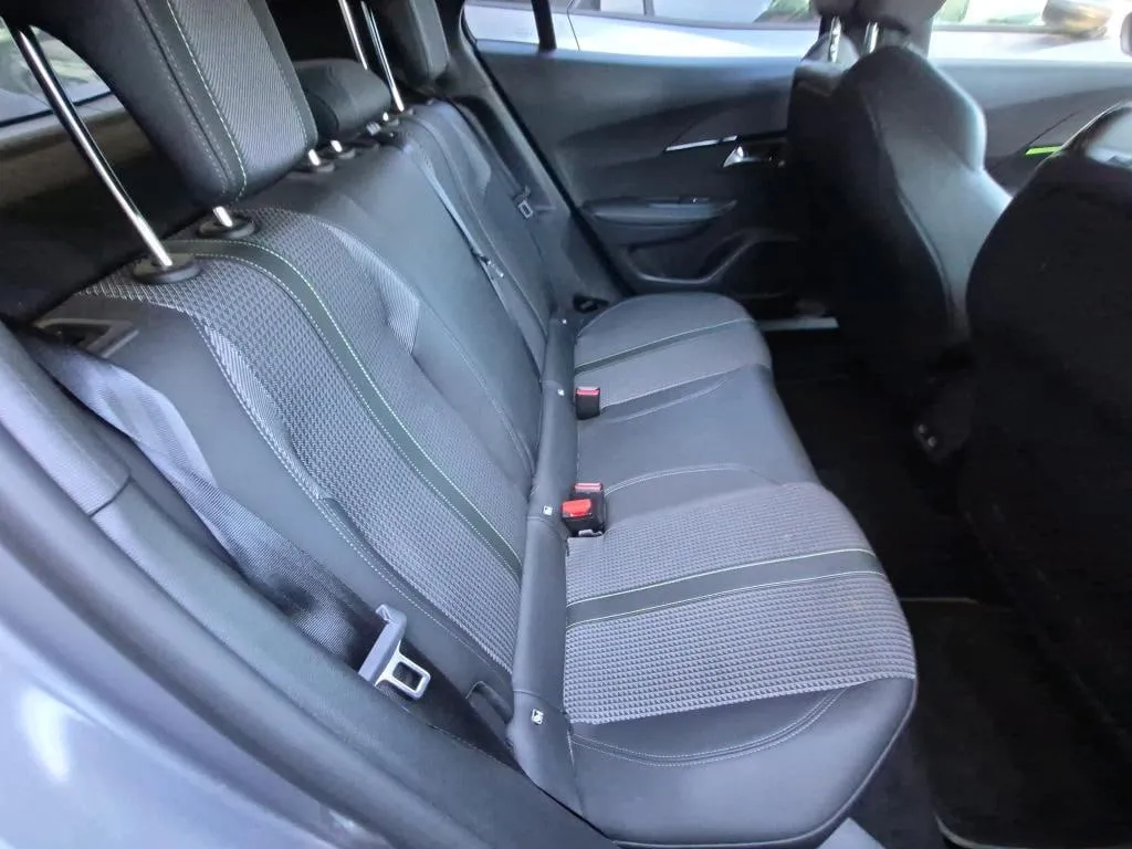 PEUGEOT 2008 GT 2022