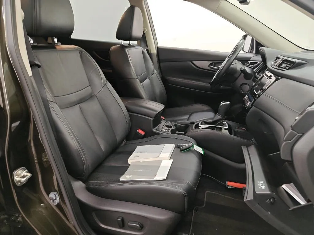 NISSAN X-TRAIL TEKNA 2021