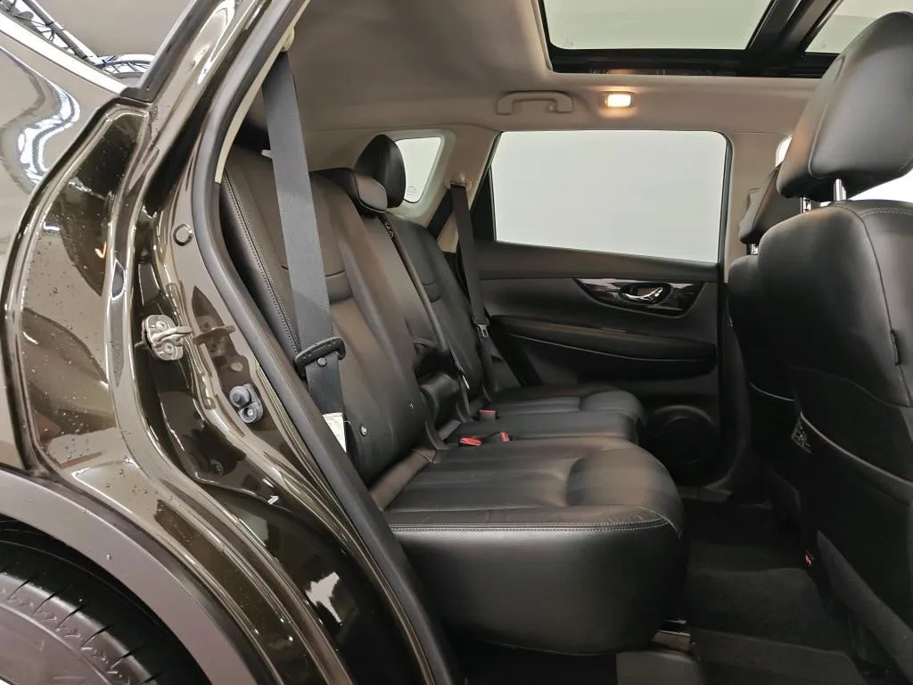 NISSAN X-TRAIL TEKNA 2021
