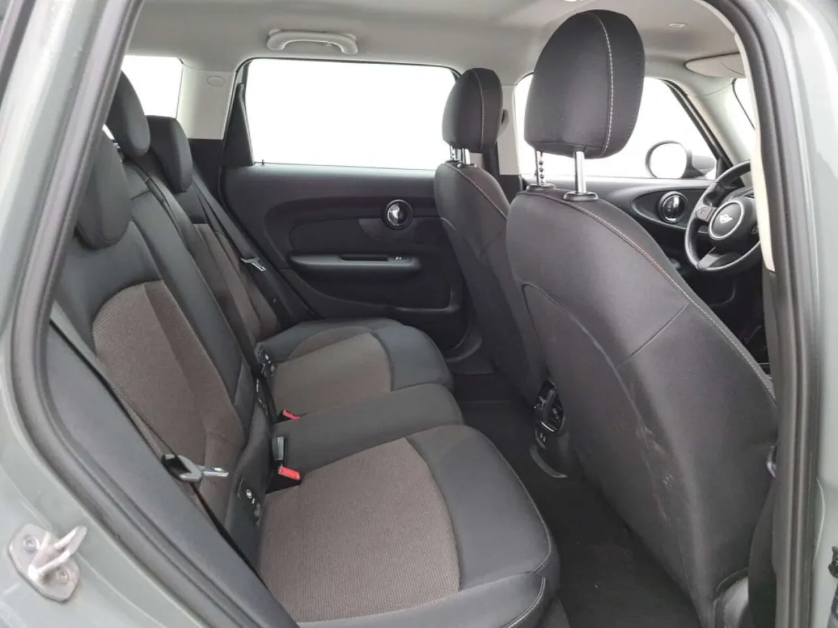 MINI CLUBMAN ONE 2021