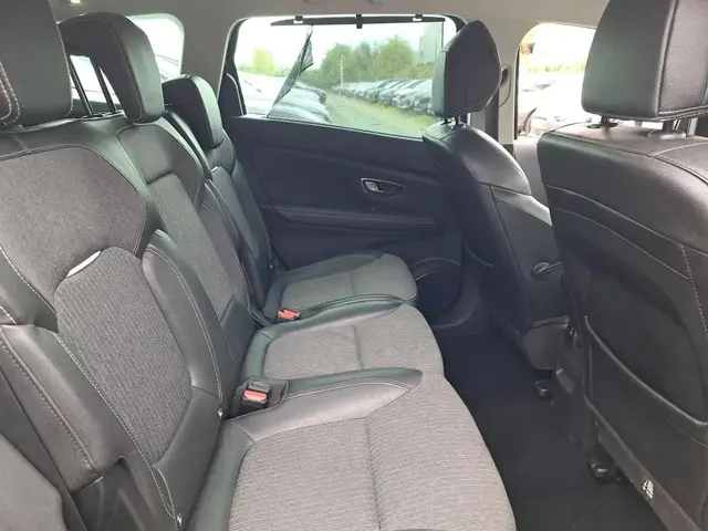 RENAULT GRAND SCENIC 2023