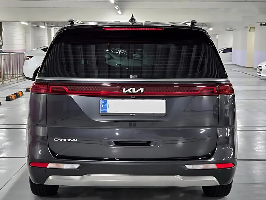KIA CARNIVAL 2.2D AT 9-SEATER NOBLESSE 2022