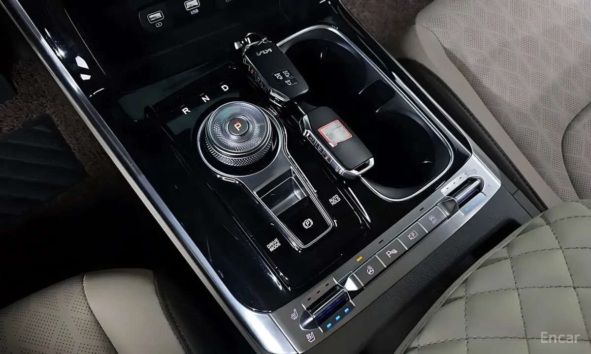 KIA CARNIVAL 2.2D AT 9-SEATER NOBLESSE 2022