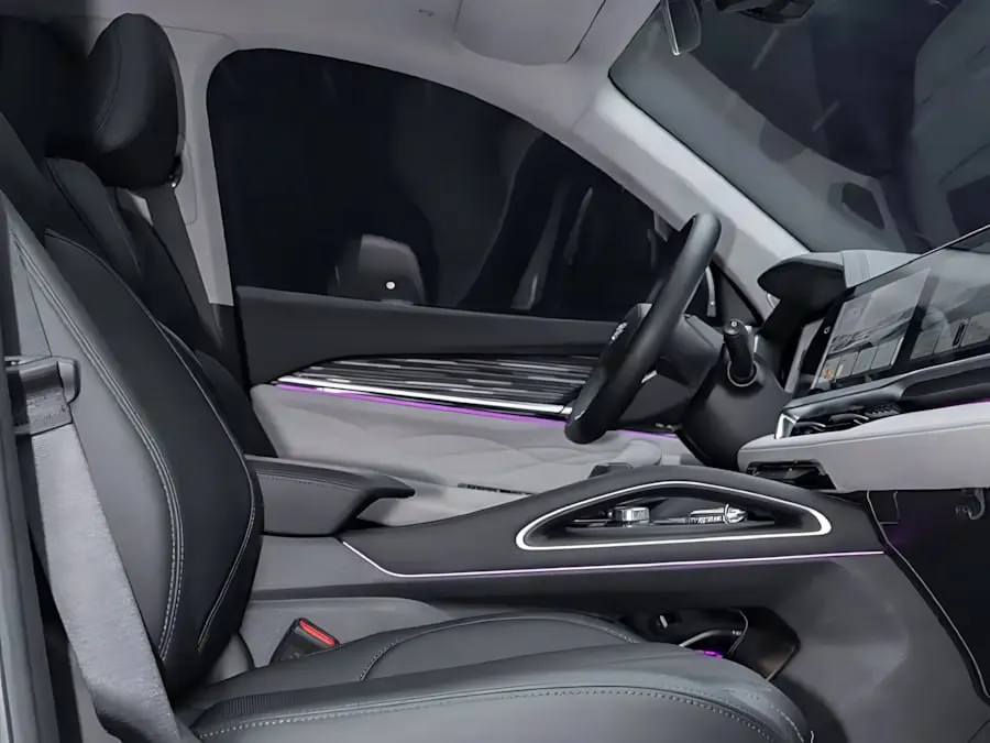 GEELY MONJARO 2.0 HIGH-POWER FLAGSHIP EDITION (GEELY XINGYUE L) 2023