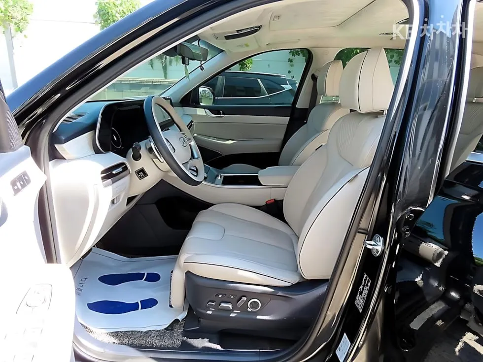 HYUNDAI PALISADE 2.2D 7-SEATER CALLIGRAPHY С ПАКЕТАМИ SUNROOF CAM И LIFESTYLE 2022