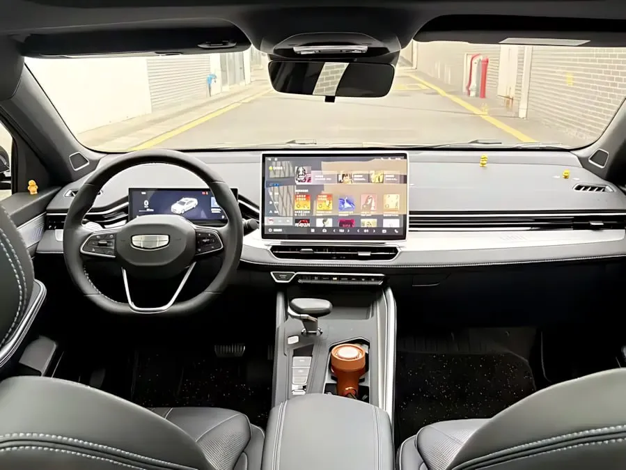 GEELY PREFACE 1.5TD KUNLUN EDITION 2025