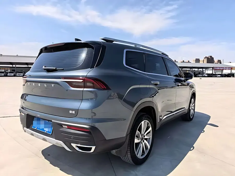 GEELY OKAVANGO 1.8TD LUXURY 2023