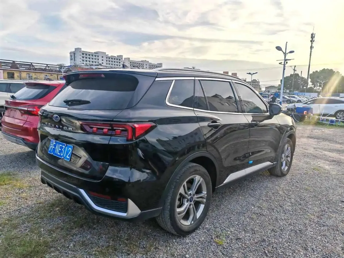 FORD EQUATOR SPORT 2023
