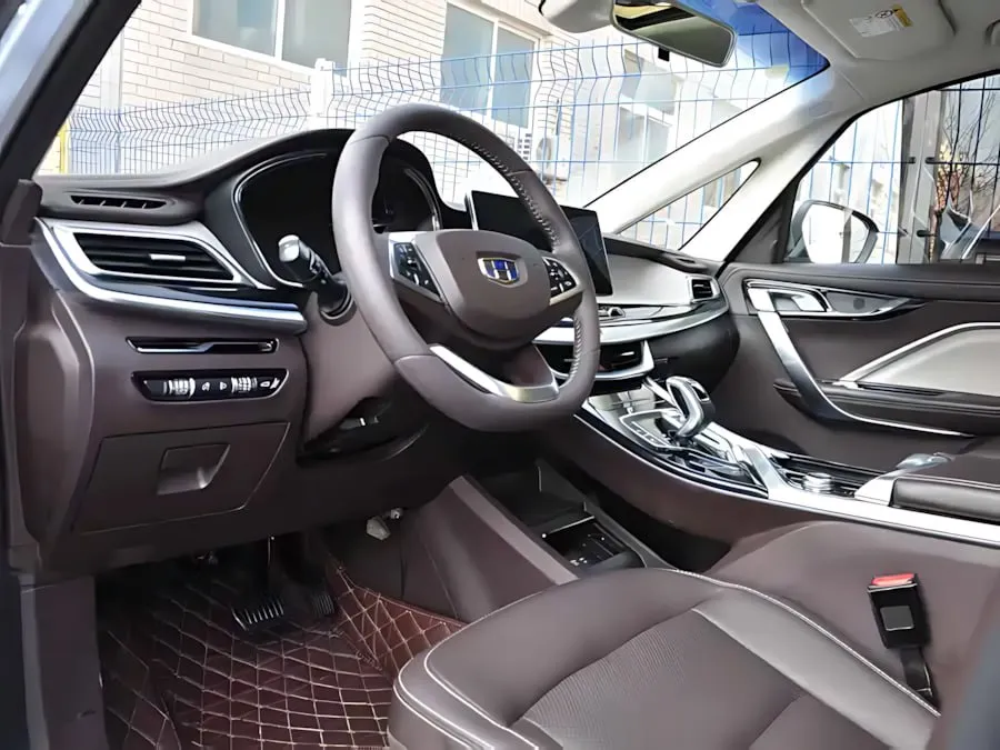 GEELY JIAJI PREMIUM EDITION (6 МЕСТ) 2019