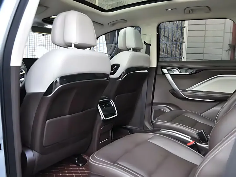 GEELY JIAJI PREMIUM EDITION (6 МЕСТ) 2019
