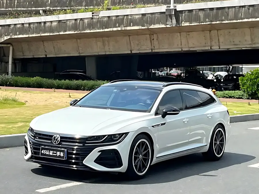 VOLKSWAGEN CC HUNTER EDITION (SHOOTING BRAKE) 2023
