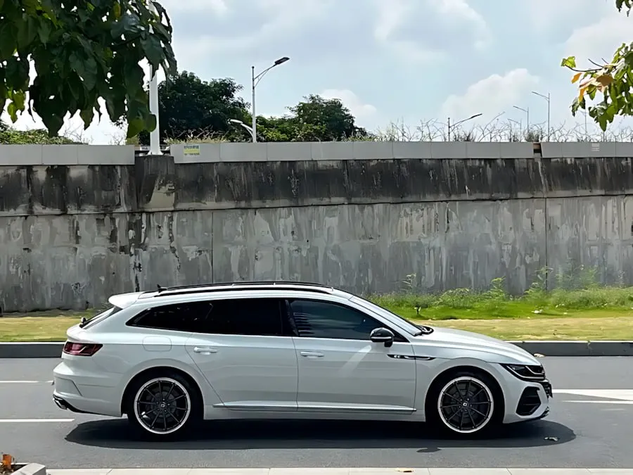 VOLKSWAGEN CC HUNTER EDITION (SHOOTING BRAKE) 2023