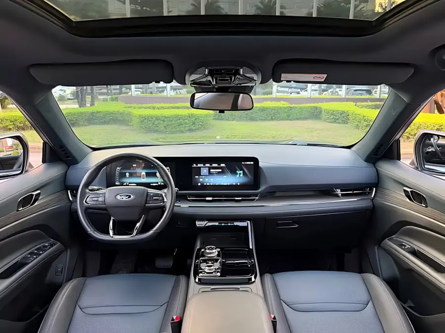 FORD EQUATOR SPORT PREMIUM MODEL (LINGRUI) 2023