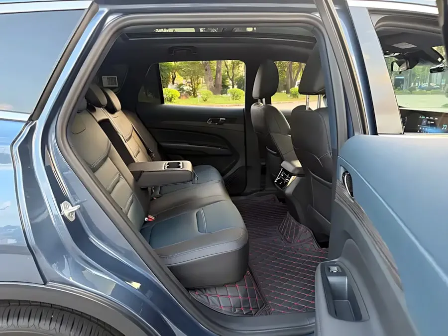 FORD EQUATOR SPORT PREMIUM MODEL (LINGRUI) 2023