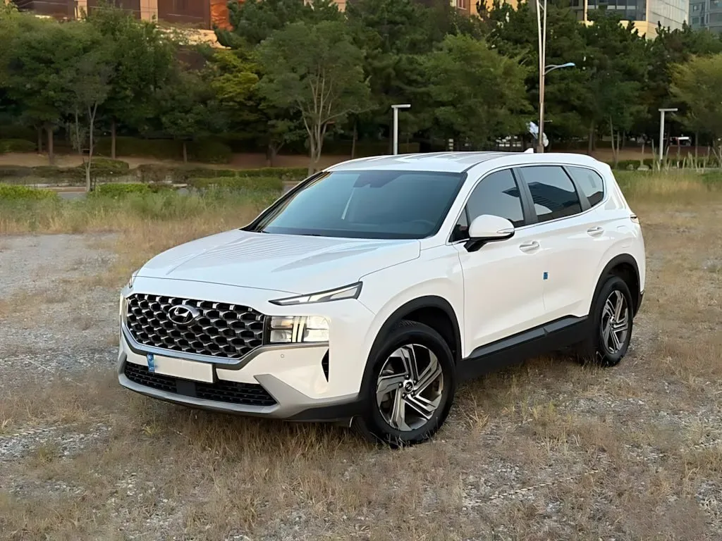 HYUNDAI SANTA FE EXCLUSIVE С ПАКЕТАМИ SMART SENSE И SEAT PLUS 2022