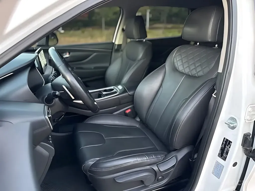 HYUNDAI SANTA FE EXCLUSIVE С ПАКЕТАМИ SMART SENSE И SEAT PLUS 2022