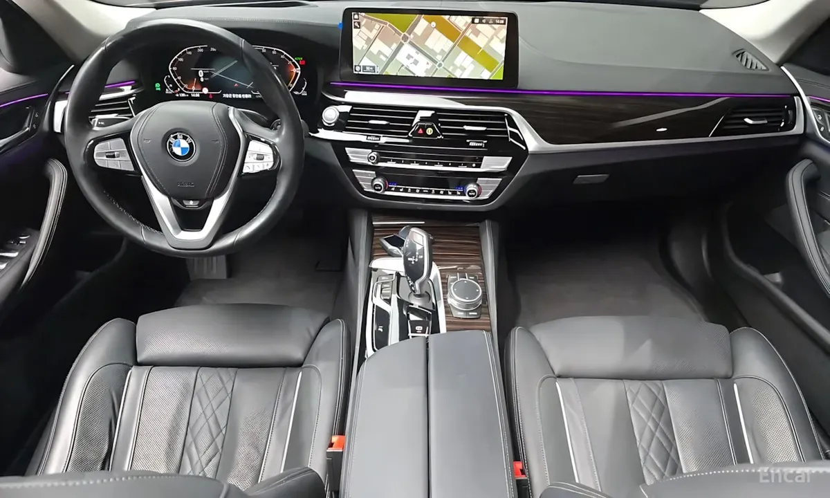BMW 523D LUXURY 2022