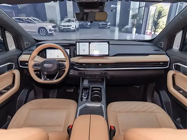 GEELY HAOYUE L 2.0T 7DCT FLAGSHIP EDITION (МАКСИМАЛЬНАЯ 7 МЕСТ) 2023
