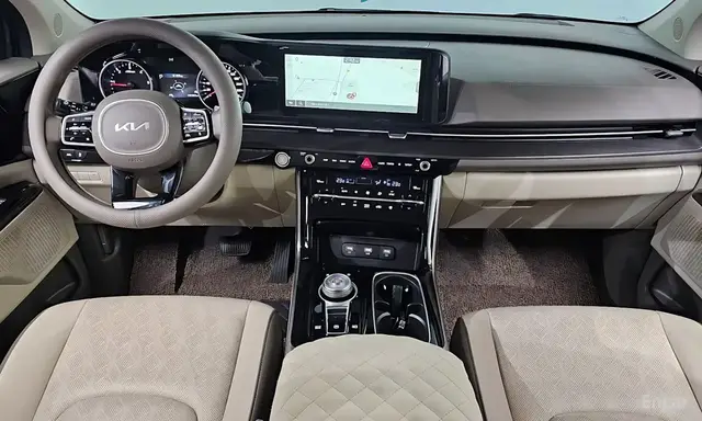 KIA CARNIVAL 2.2D AT 9-SEATER NOBLESSE 2022