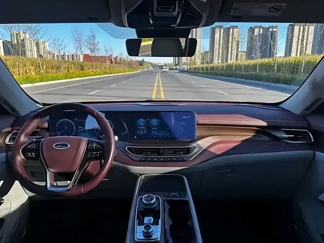 FORD EQUATOR ECOBOOST 225 PREMIUM 6-SEATER (FORD LINGYU) 2022