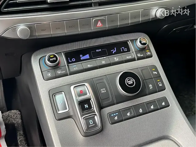 HYUNDAI PALISADE 2.2D 7-SEATER PRESTIGE С ПАКЕТАМИ FAMILY И TECH 2 2022