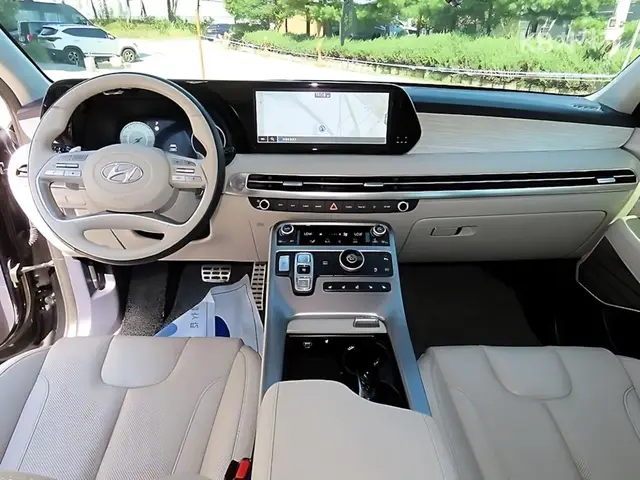 HYUNDAI PALISADE 2.2D 7-SEATER CALLIGRAPHY С ПАКЕТАМИ SUNROOF CAM И LIFESTYLE 2022