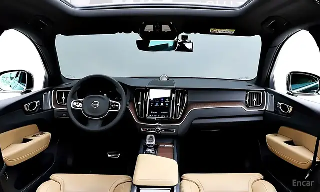 VOLVO XC60 B5 AWD ULTIMATE BRIGHT 2023